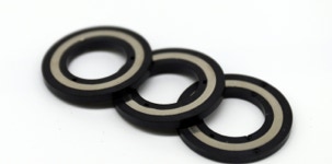 overmolding magnets image4